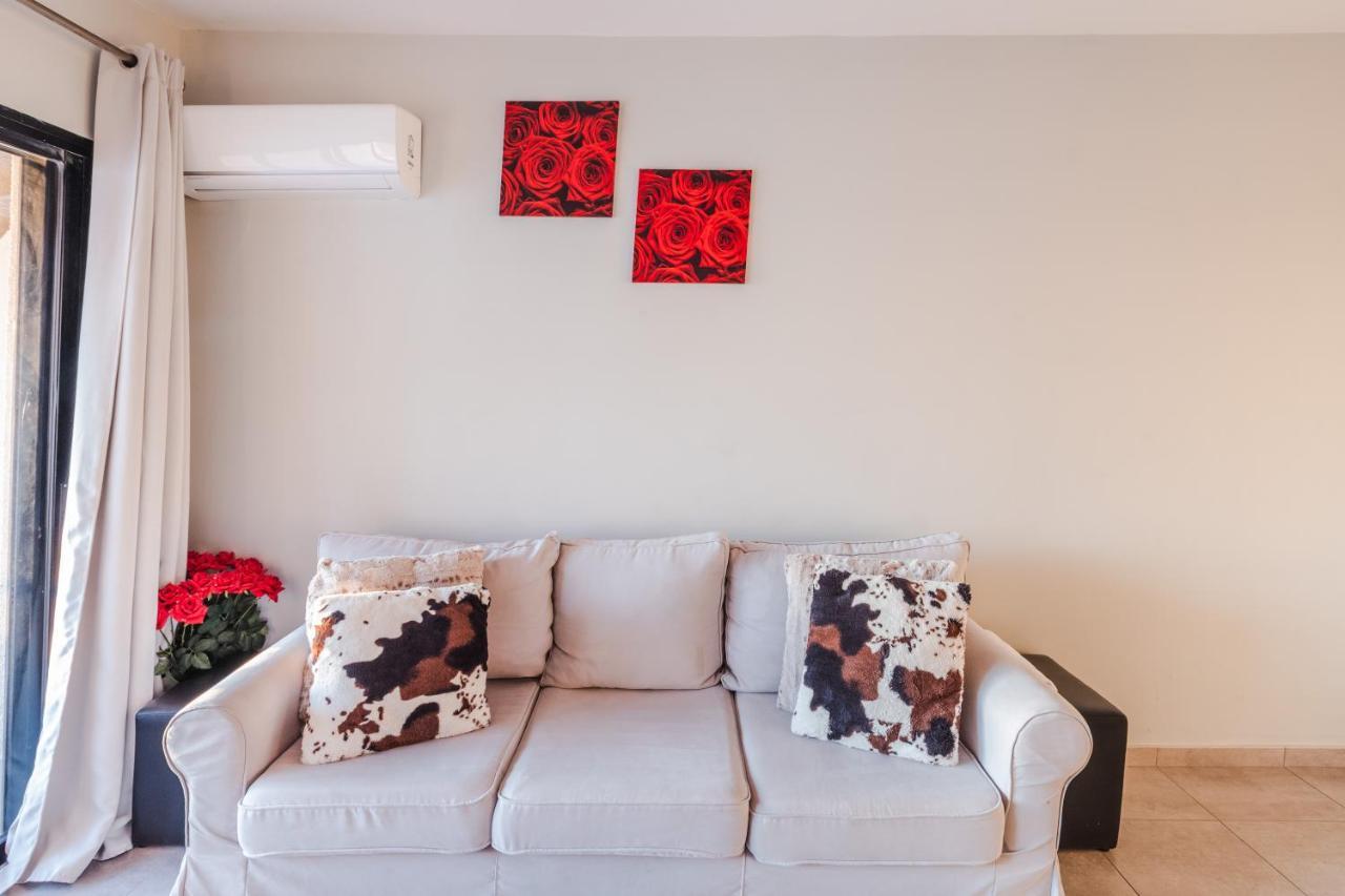 Alexis Apartments - Lovely 2-Bedroom With Swimming Pool Paphos 外观 照片