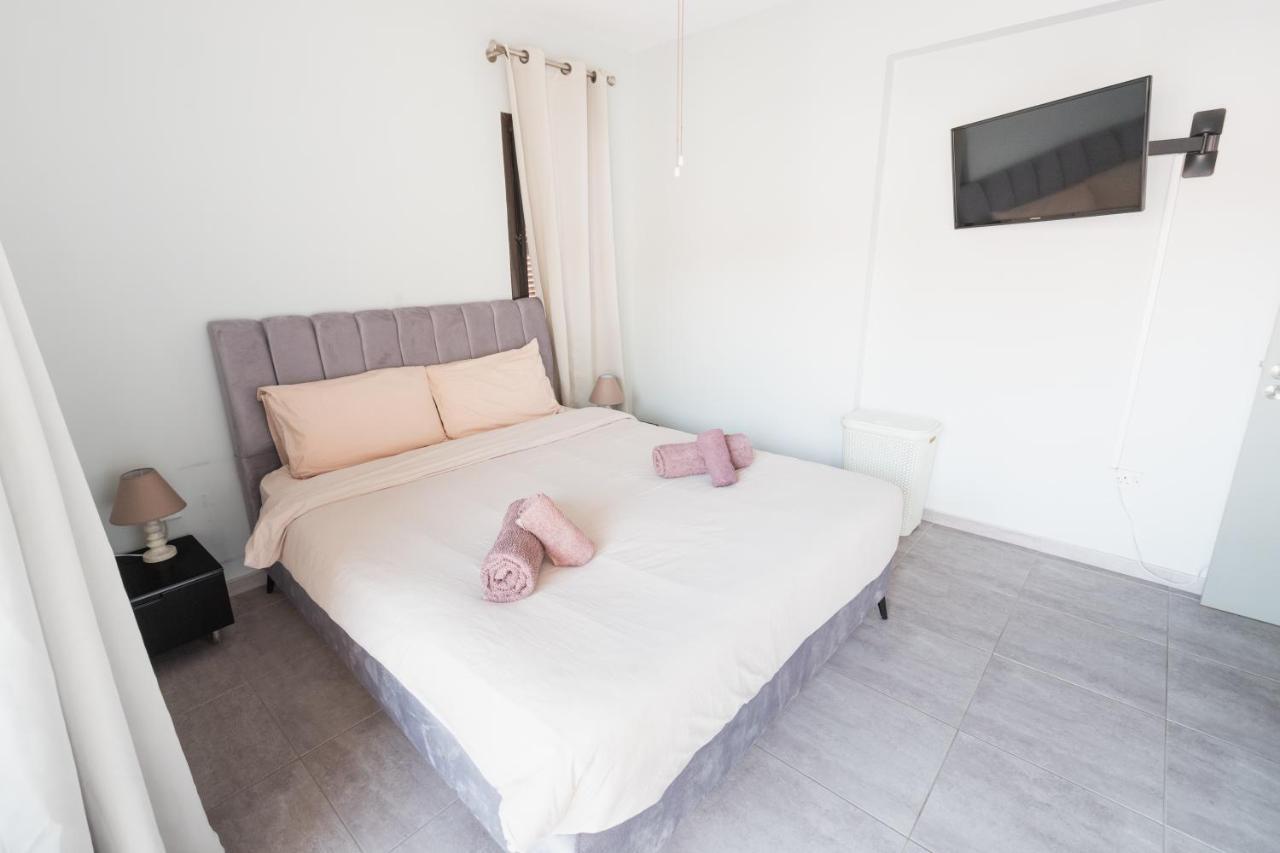 Alexis Apartments - Lovely 2-Bedroom With Swimming Pool Paphos 外观 照片